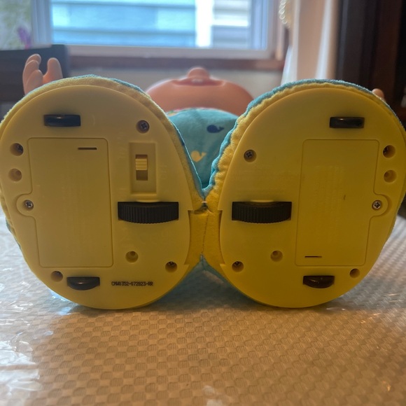 Cocomelon dancing JJ doll - Picture 11 of 11